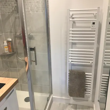 Daire Dans Les Pins A 2 Pas De La